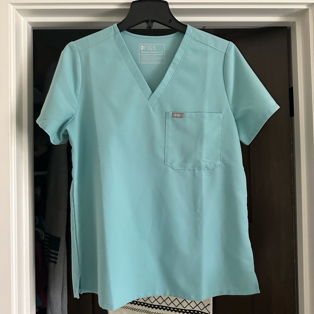 Figs Catarina one pocket top